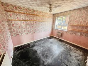 Bedroom 1- click for photo gallery